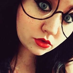 Meet your Posher, Carrielee